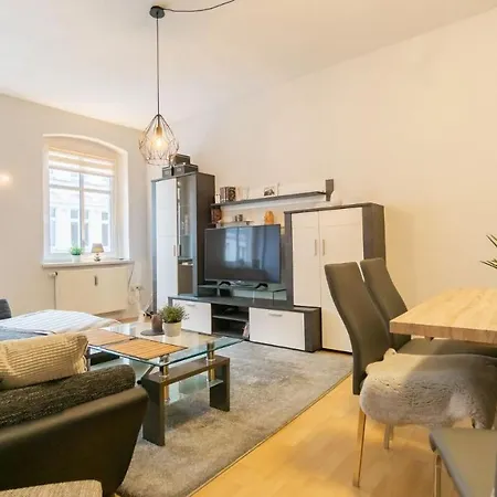*central_50m2_kitchen_washer_netflix_parking Appartement